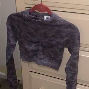 NWOT Gymshark seamless long sleeve camo crop top